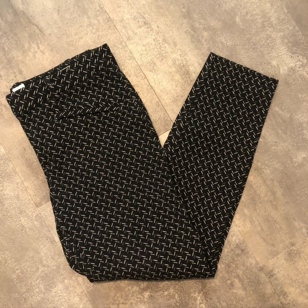 GAP Black Skinny Ankle pants